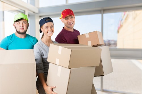Free quote policy for a Man With Van Castelnau service