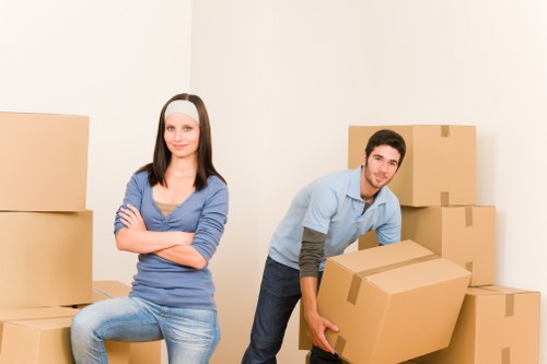 PPE and safety-focused moving service in Castelnau