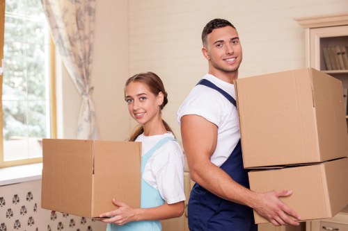 Commercial removals service for a workspace in Castelnau