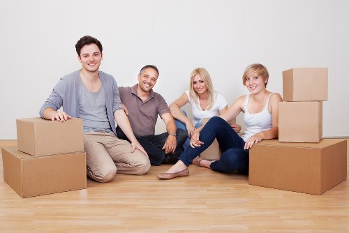 Castelnau removals van for domestic and business transport